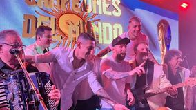 Πανζουρλισμός στο Ροζάριο με το φαντασμαγορικό πάρτι του Μέσι (vids)