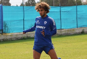 Παρελθόν ο Ουάρντα από την Ανόρθωση