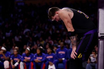 Ανησυχία στους Λέικερς για τον ώμο του Ντόντσιτς