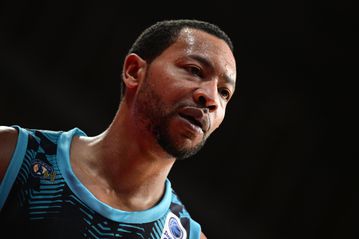 Ο Γκάουντλοκ αφέθηκε ελεύθερος με περιοριστικούς όρους