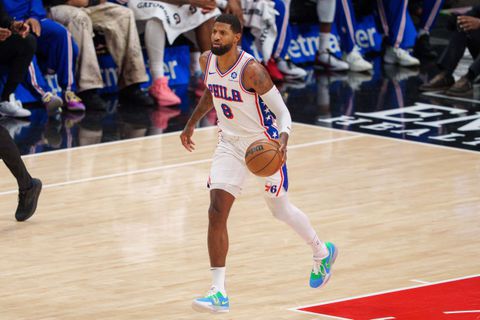 Νίκη-θρίλερ για τους Σίξερς στην παράταση κόντρα στους Γκρίζλις