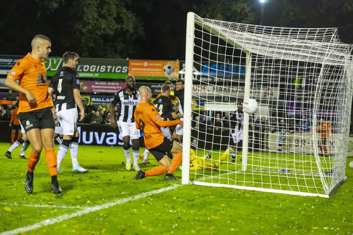 Heerlijke bekerstunt van HHC tegen Heracles: 'We gaan Europa in'