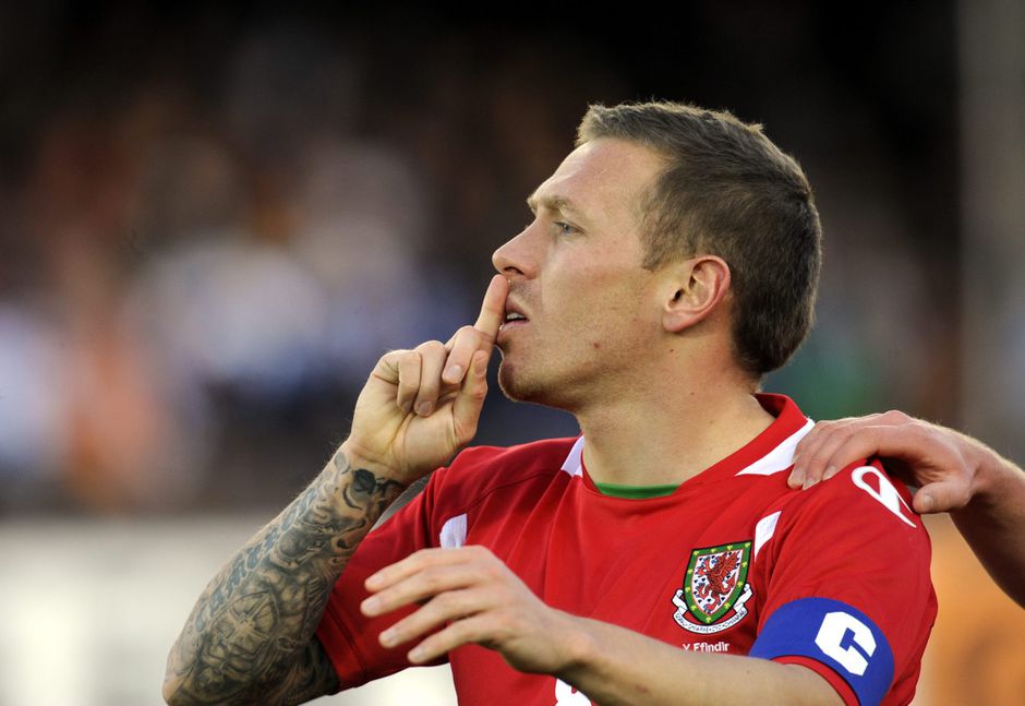 Craig Bellamy beschuldigd van pesten jeugdspeler Cardiff City, stopt met coachen