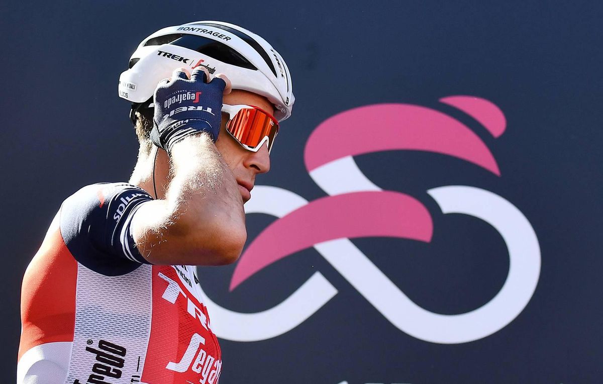 Vincenzo Nibali start 24 dagen na polsoperatie ‘gewoon’ in Giro
