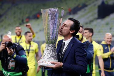 Na ontslag bij Arsenal weer prijs voor 'Mister Europa League' Emery: 'Ben erg trots'