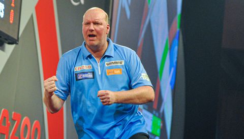 Vincent van der Voort doet het! Darter nestelt zich met mooie mijlpaal in bijzonder rijtje