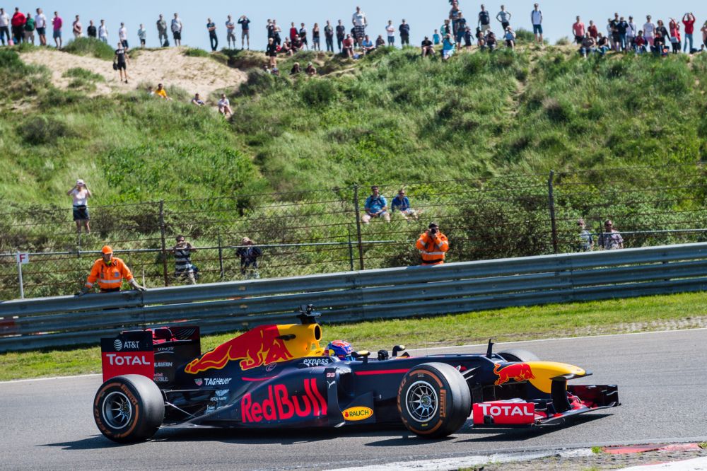 Groen licht voor F1 in Zandvoort: 'Als wij nu tekenen, heeft Nederland in 2020 weer een GP'