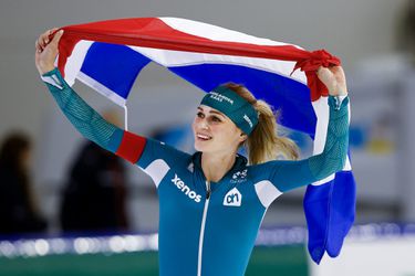 NK afstanden schaatsen | Irene Schouten wint voor de 10e keer goud op de massastart