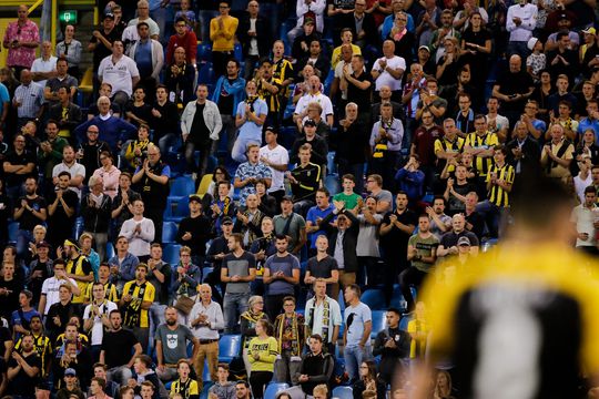 Vitesse-bestuur verbiedt spandoek voor Fernando Ricksen bij Airborne-duel