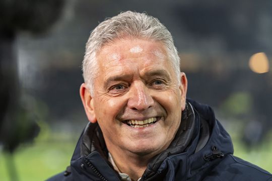 Trainer John Lammers kwam met taart bij Heracles, kreeg ontslag en toen gebeurde dit...