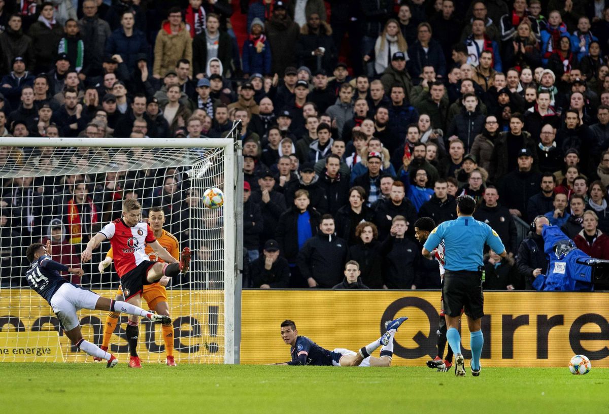 Feyenoord heeft de ballengooier opgespoord en gaat nadenken over een straf