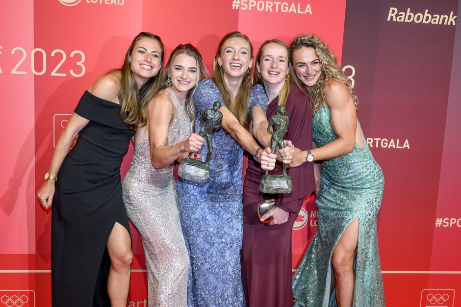 📸​ | Dit waren de prachtige outfits van onder andere Femke Bol en Lieke Klaver tijdens het sportgala