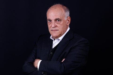 La Liga-voorzitter dient ontslag in om vervolgens weer verkiesbaar te zijn