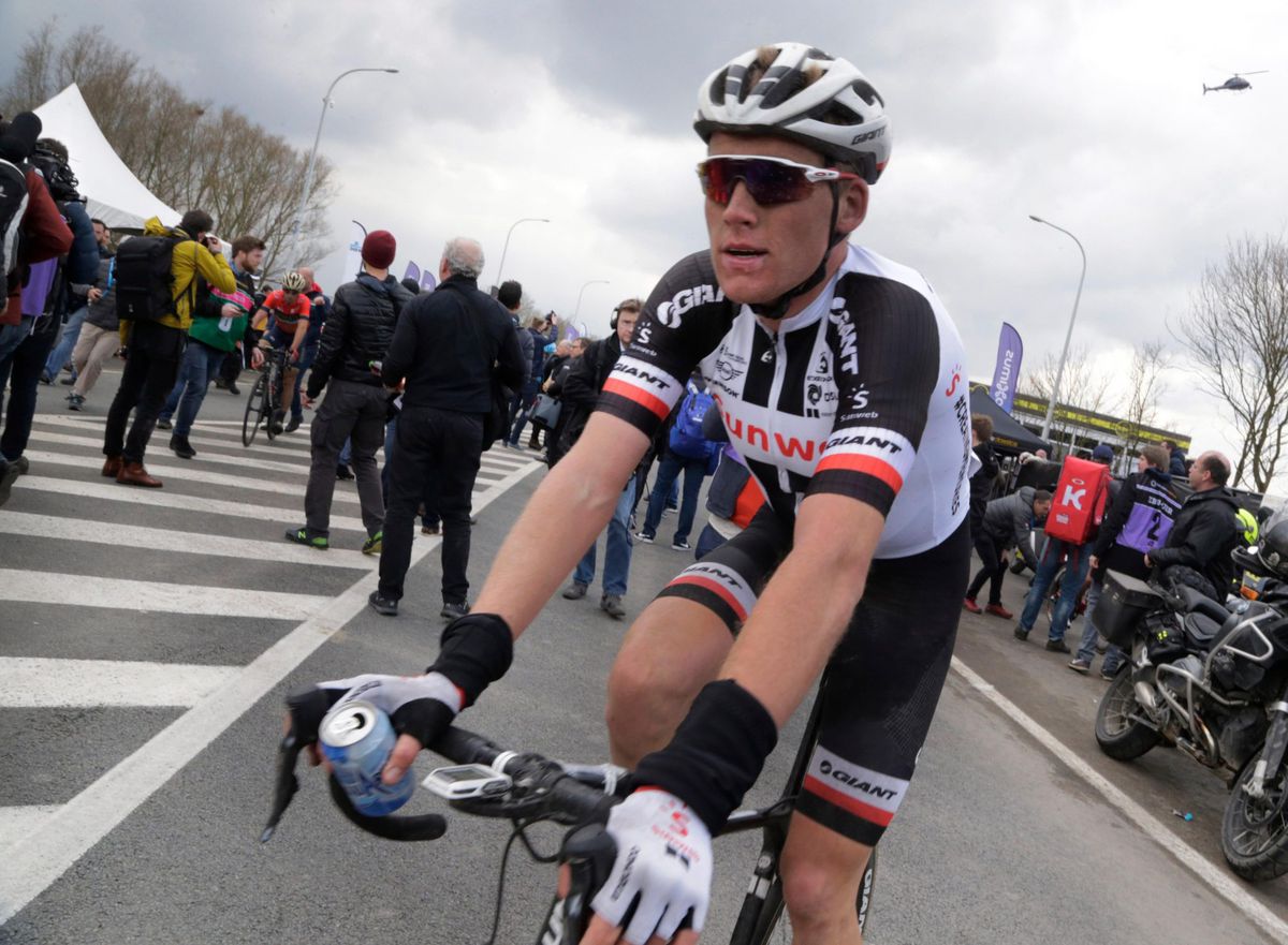 Botbreuken voor Sunweb-rijder Teunissen na harde val in Polen