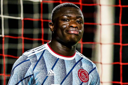 Erik ten Hag vindt keuze Brian Brobbey spijtig: 'Zijn keuze, moeten wij accepteren'