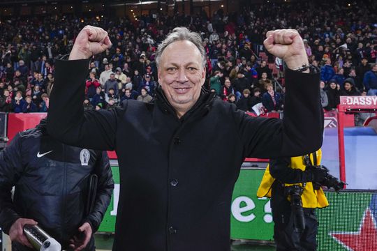 Hercules-trainer na bekerstunt tegen Ajax: 'Vond het niet eens onverdiend'