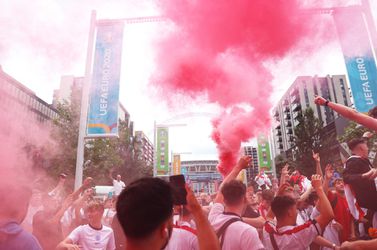 'Italiaanse restaurants in Londen sluiten de deuren uit angst voor Engelse fans'