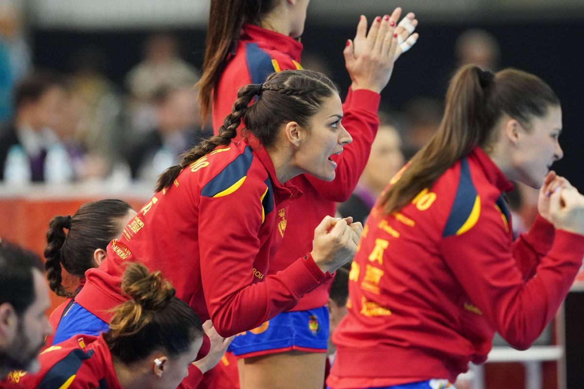 Spanje verrast Noorwegen en is de tegenstander van Nederland in finale WK handbal