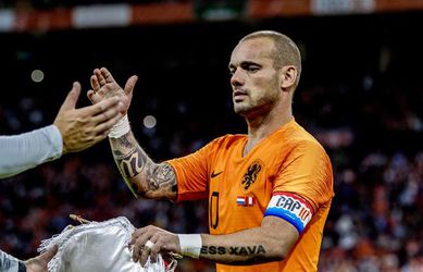Sneijder snapt niets van actie F-side: ‘Het is toch niet tof dat ik zo word neergezet?’