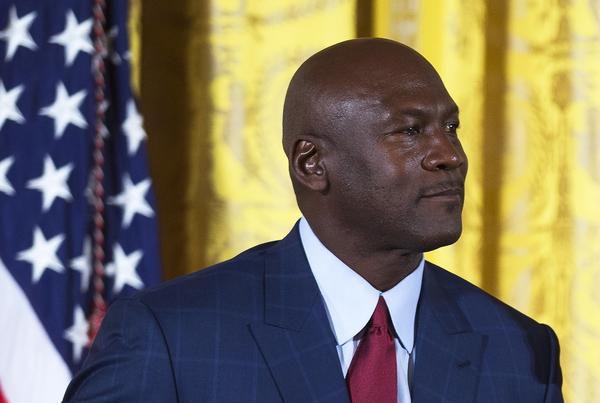 ❤ | Held! Michael Jordan doneert 100 miljoen dollar voor racismebestrijding