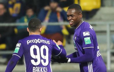 10 man van Anderlecht moeizaam langs laagvlieger Waasland-Beveren