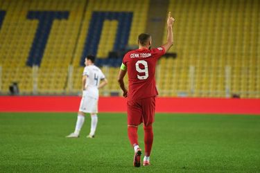 🎥 | Turkije-Rusland: lekker verhit potje in de Nations League met 1 rode en 7 gele kaarten