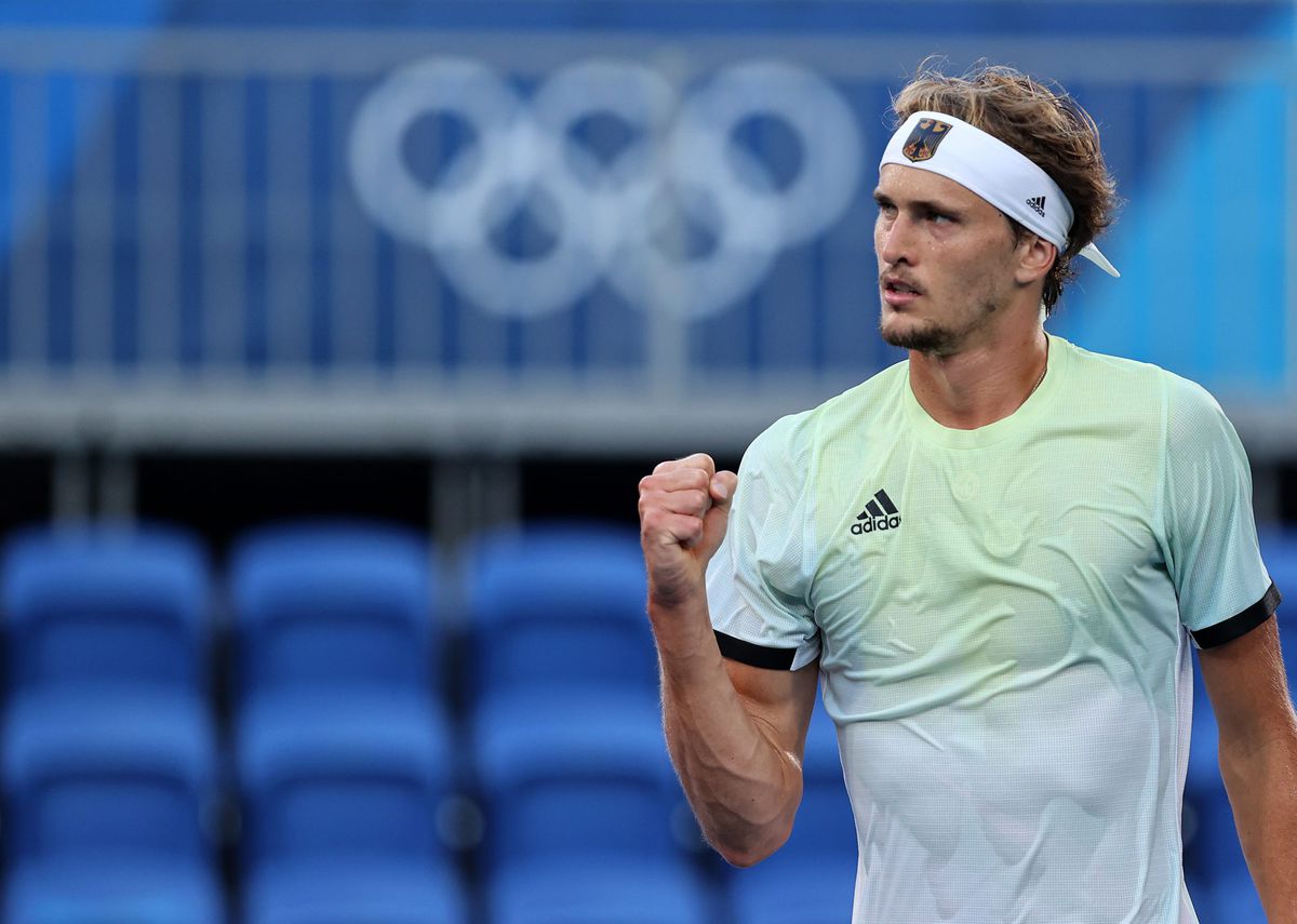 Tennisser Alexander Zverev verovert historisch goud in enkelspel op Olympische Spelen