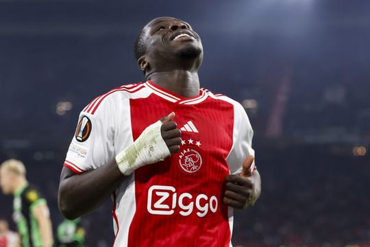 Dit is de opstelling van Ajax voor de Europa League-wedstrijd tegen Olympique Marseille