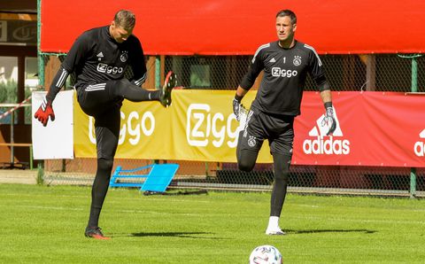 Erik ten Hag geeft uitleg over de keeperskwestie van morgen