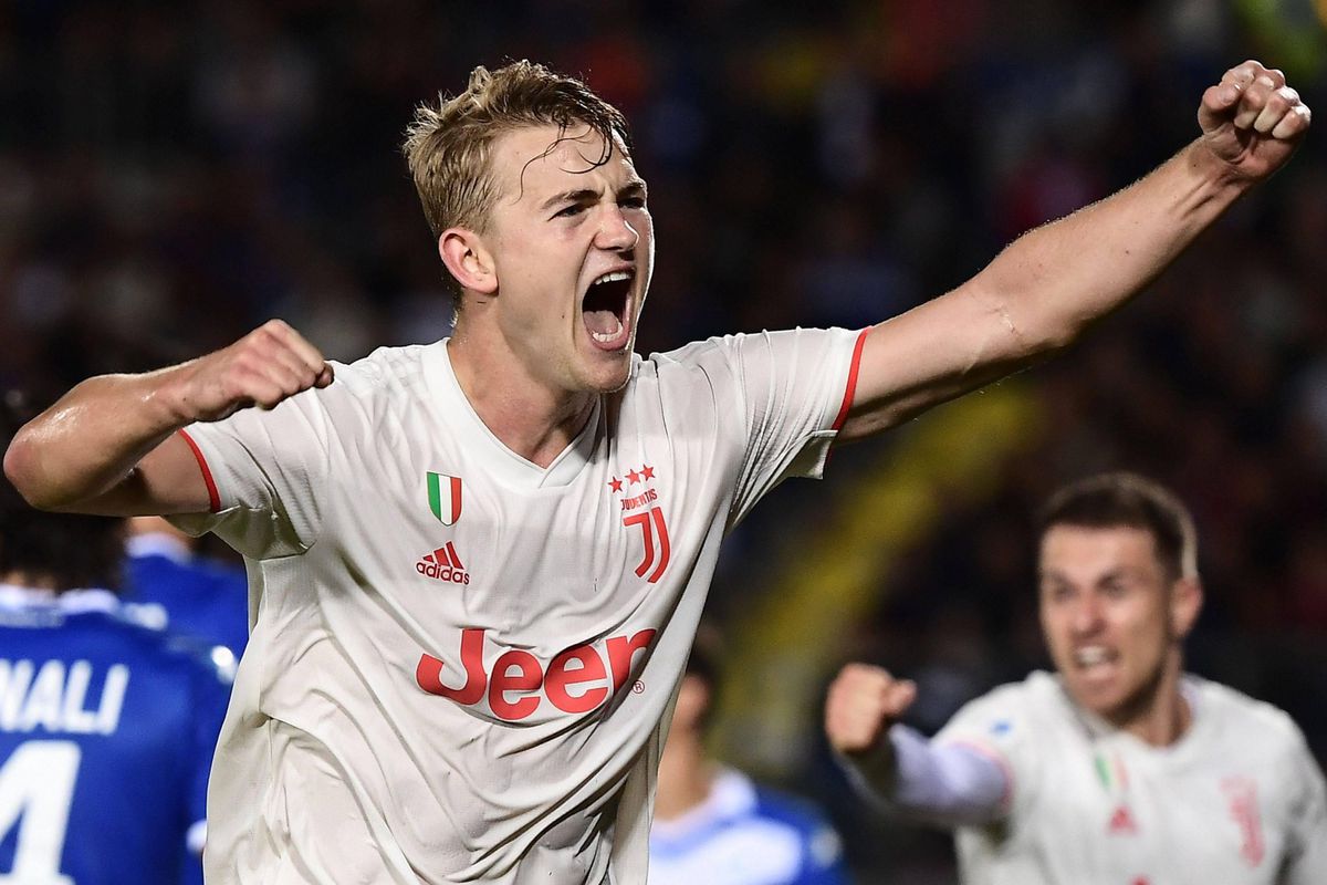 Matthijs de Ligt kan juichen: Juventus dankzij deze poeier van Pjanic langs Brescia (video)