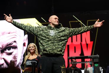 🎥 | Tyson Fury nodigt in speech Wilder uit voor een rematch!