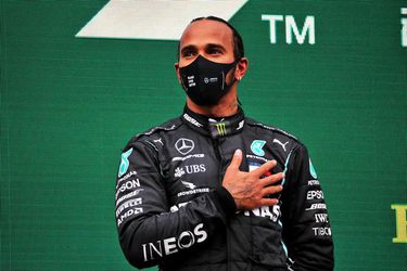 Lewis Hamilton over corona: ‘Moeilijkste weken van mijn leven’