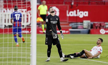 Sevilla verrassend onderuit tegen Eibar; Osasuna nipt te sterk voor Athletic Bilbao