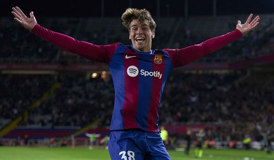 🎥 | 17-jarige debutant Marc Guiu schiet Barcelona naar overwinning op Athletic Bilbao