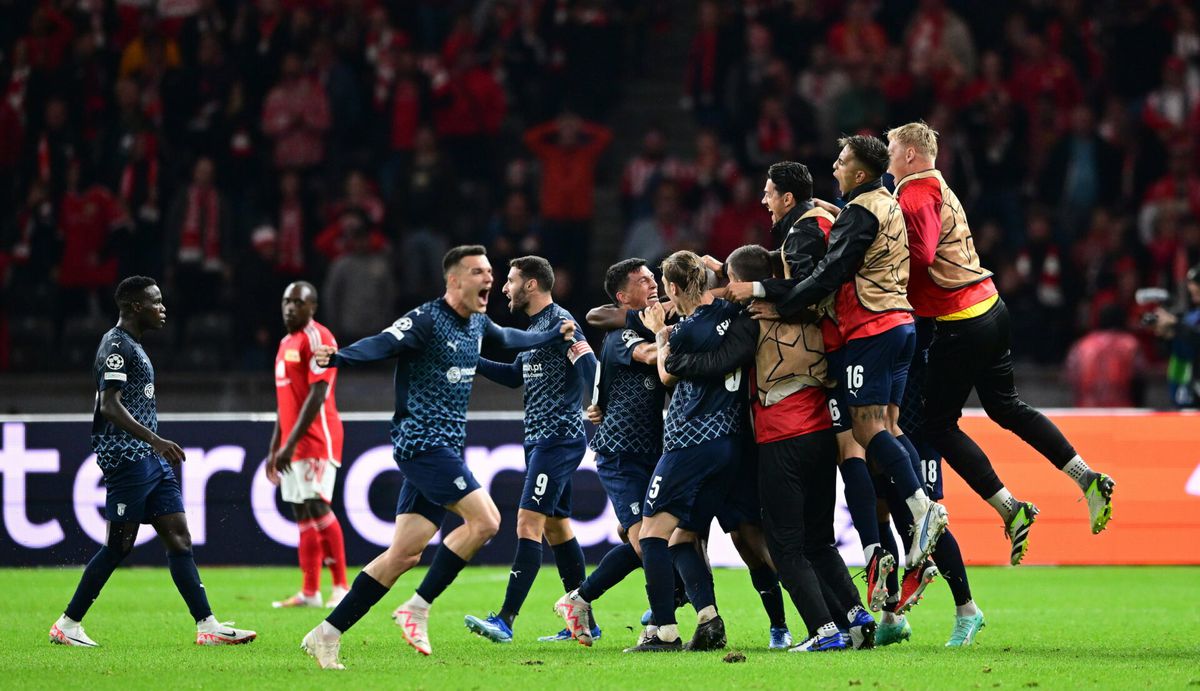 🎥 | Knotsgek einde van knotsgekke wedstrijd: Braga maakt comeback in 94e minuut compleet