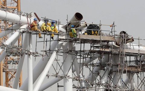 Duitse voetbalfans willen boycot van WK in Qatar: 'Feestvieren op het massagraf van arbeidsmigranten'