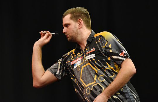 Martijn Kleermaker wint overtuigend van wereldkampioen Gerwyn Price