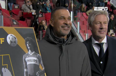 🎥 | Ruud Gullit geëerd: oud-speler opgenomen in Walk of Fame PSV