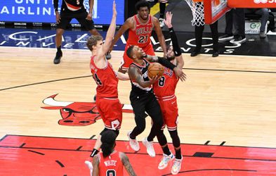 🎥 | NBA: check hier de gruwelijke buzzer beater van Damian Lillard