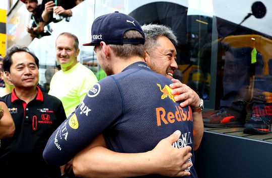 Verstappen weigert naar Honda-cafetaria te komen: 'Misschien is hij geen fan van rauwe vis?'
