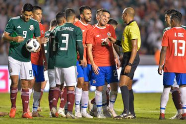 Lozano- en Gutiérrezloos Mexico wint oefenpotje van Costa Rica