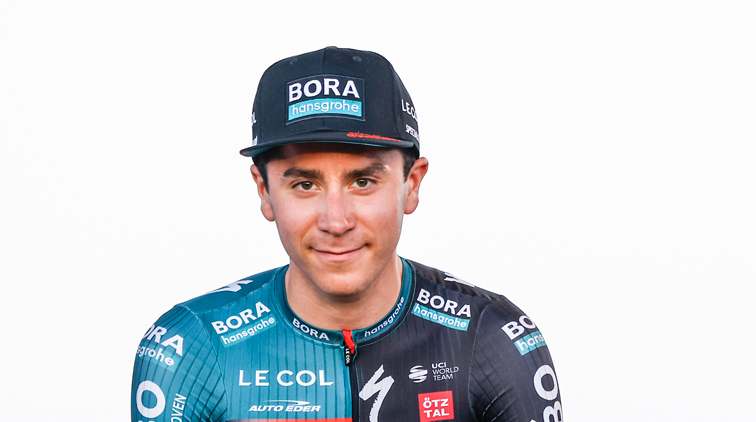 Cian Uijtdebroeks deelt sneertje uit naar ex-ploeg, UCI plaatst hem in 2024 nog wel bij BORA