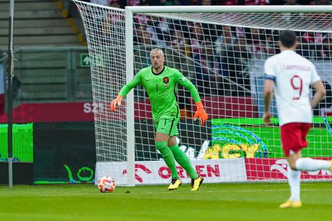 Dit was de laatste keer dat er 2 spelers debuteerden in 1 wedstrijd bij Oranje