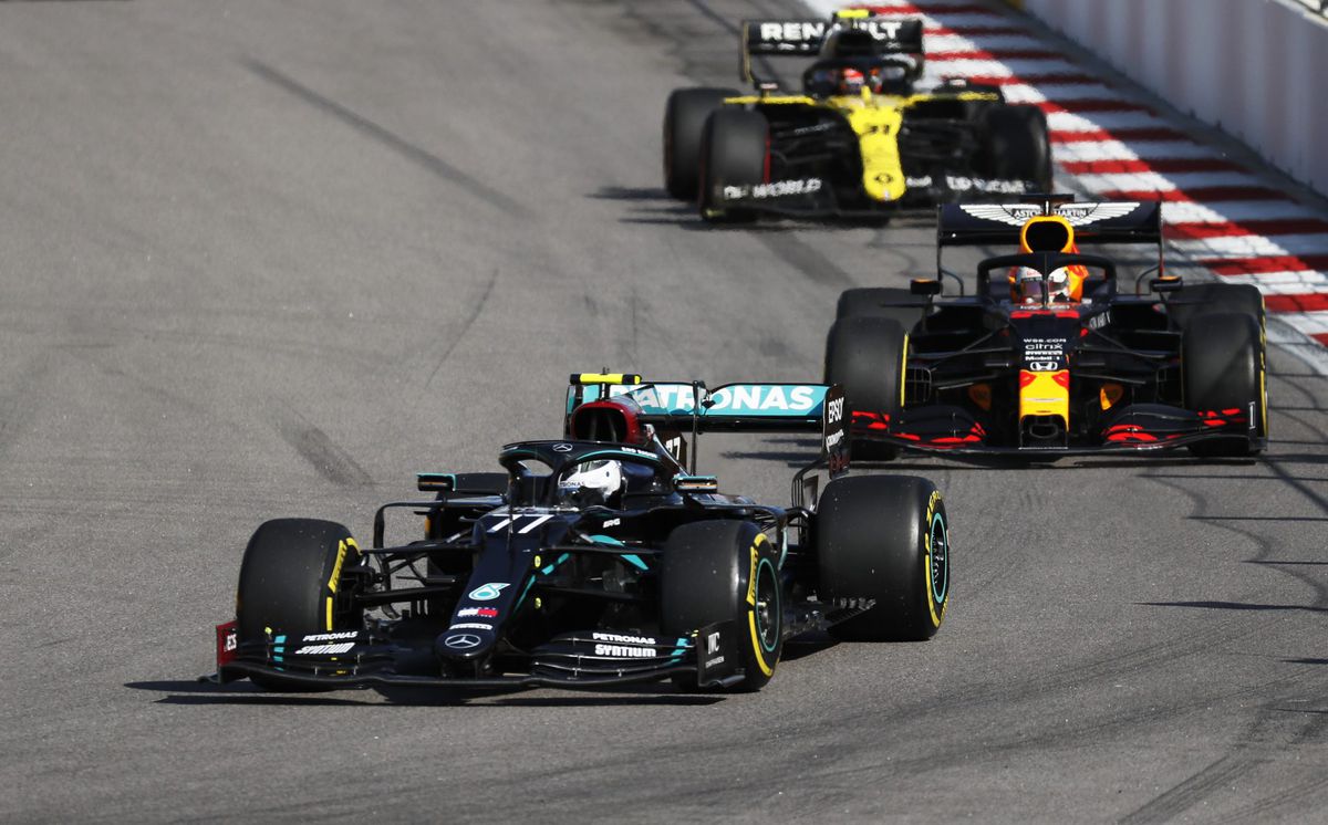 GP van Rusland: Hamilton wint eens NIET, Verstappen sleept P2 binnen