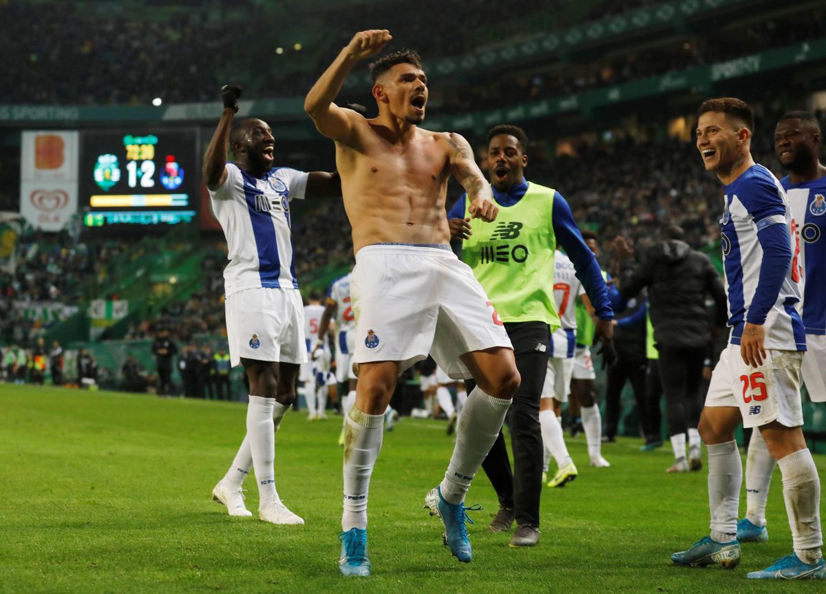 Porto boekt belangrijk zege op Sporting in strijd om kampioenschap