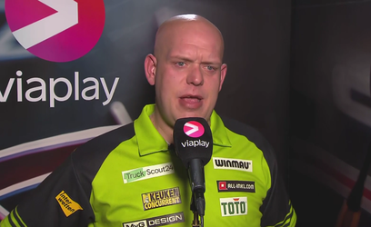 🤬🎥 | Michael van Gerwen boos op organisatie na nederlaag op EK darts: 'Ik vond het zó irritant'