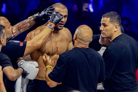 Remy Bonjasky over KO Badr Hari: 'Wrzosek was eigenlijk al klaar, ongelooflijk'