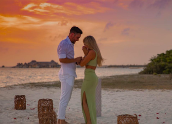 📸 | JA! Ajacied Nicolás Tagliafico gaat trouwen met grote liefde Caro Calvagni