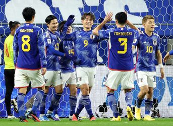 Feyenoorder Ueda en Sugawara (AZ) schieten Japan naar nieuwe zege in WK-kwalificatie