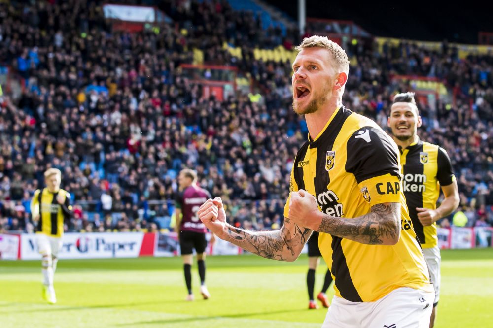 Halve omhaal Bero bezorgt Vitesse overwinning op Fortuna